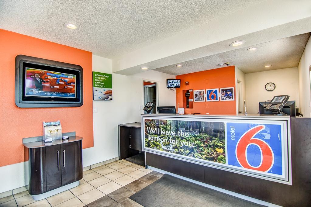 Motel 6-Stockton, Ca - Charter Way West Interior photo