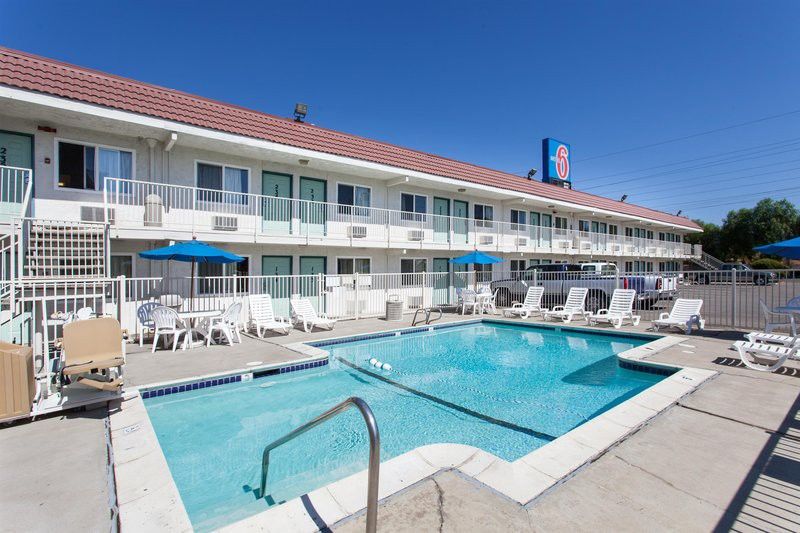 Motel 6-Stockton, Ca - Charter Way West Exterior photo