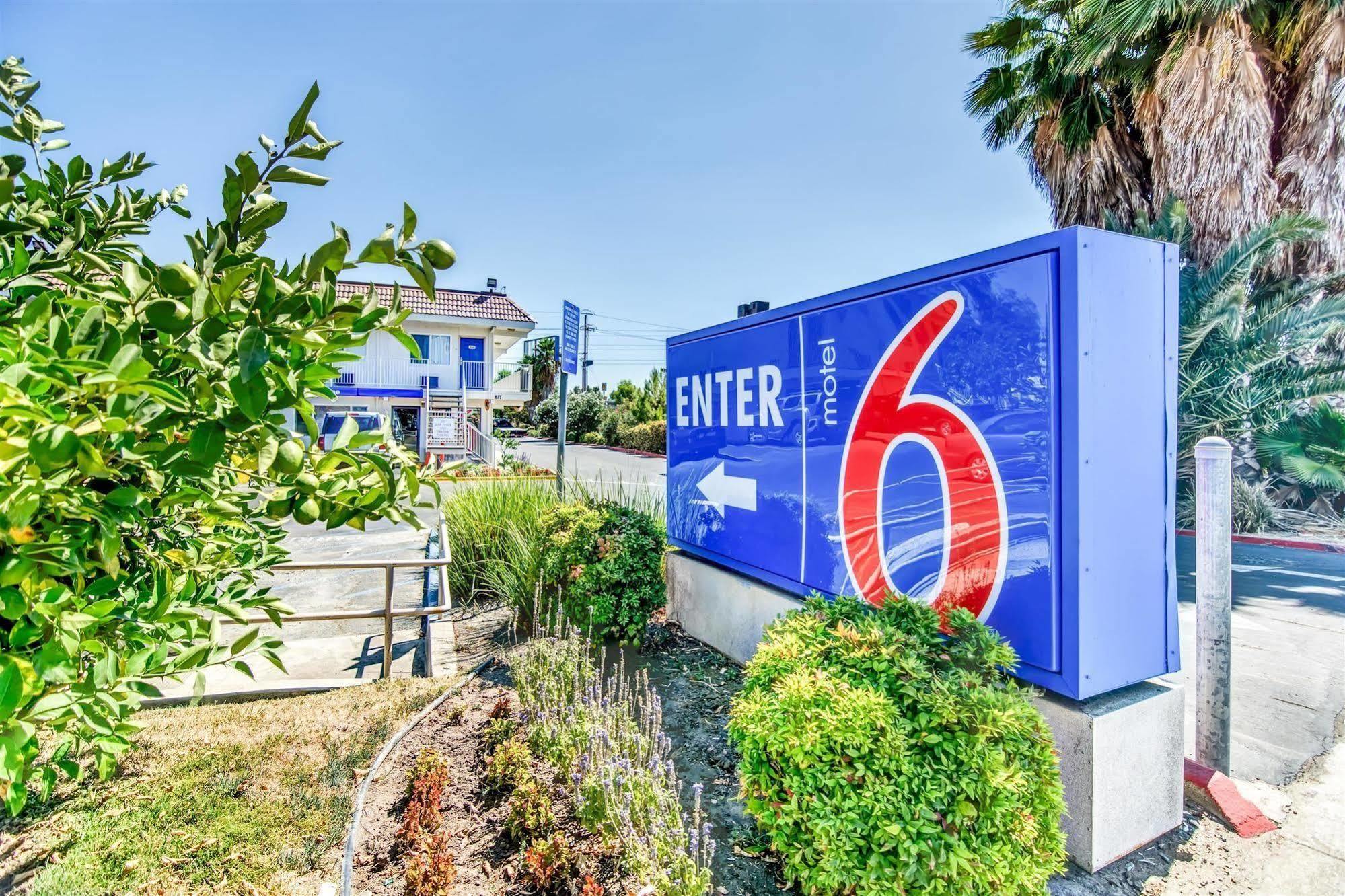 Motel 6-Stockton, Ca - Charter Way West Exterior photo
