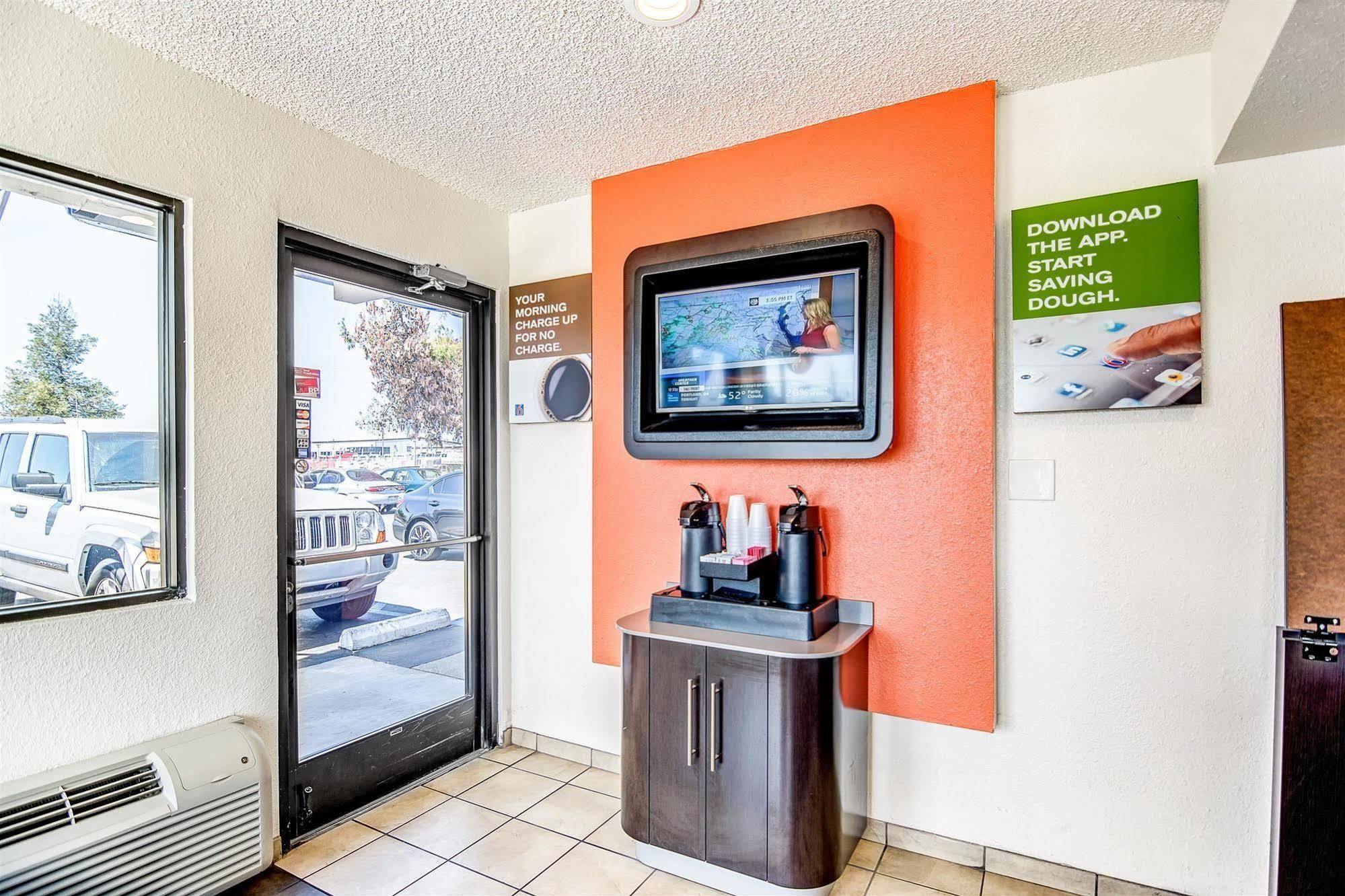 Motel 6-Stockton, Ca - Charter Way West Exterior photo